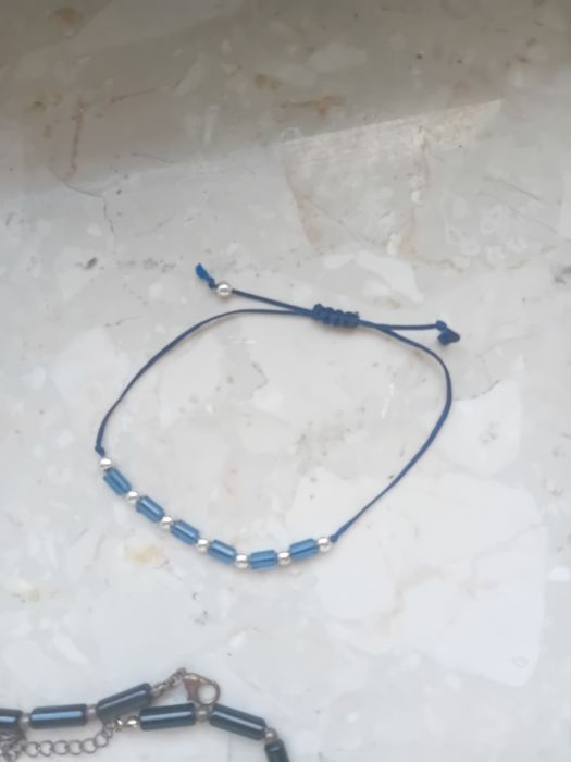 Bransoletka złota i niebieska, naszyjnik czarny kolia