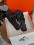 р36-41 Шльопанці Hermes Oran Black