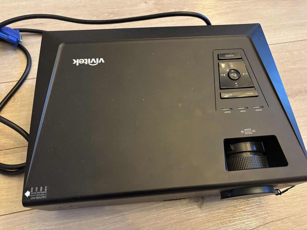 Projektor Vivitec D832MX
