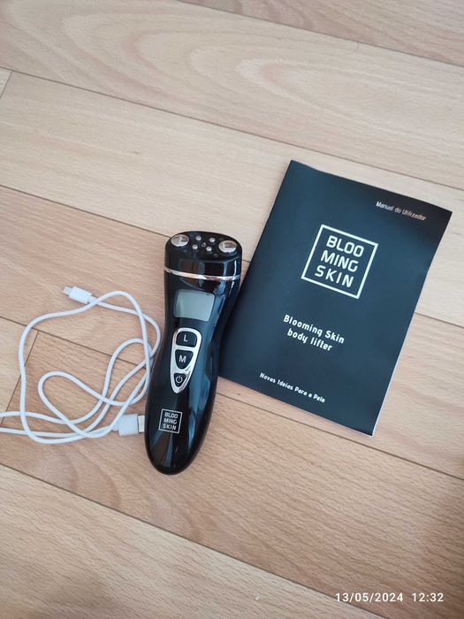 Blooming Skin concept - body lifter