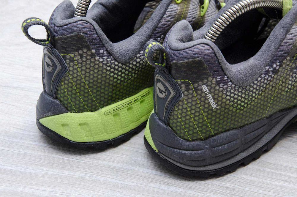 Кросівки hi-tec v-lite infinity. устілка 26 см