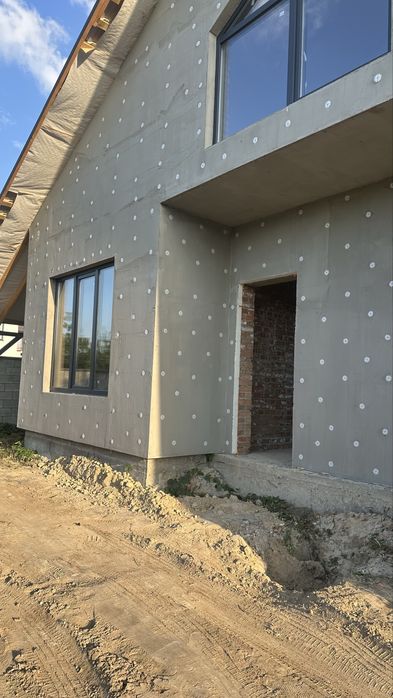 Котедж за Луцьким кільцем .Можна під єОселю