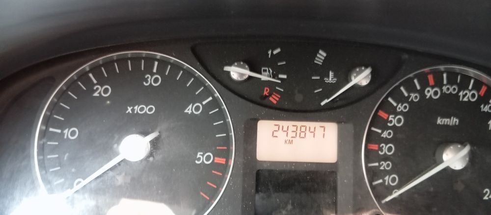 Renault laguna 2     19  diesel