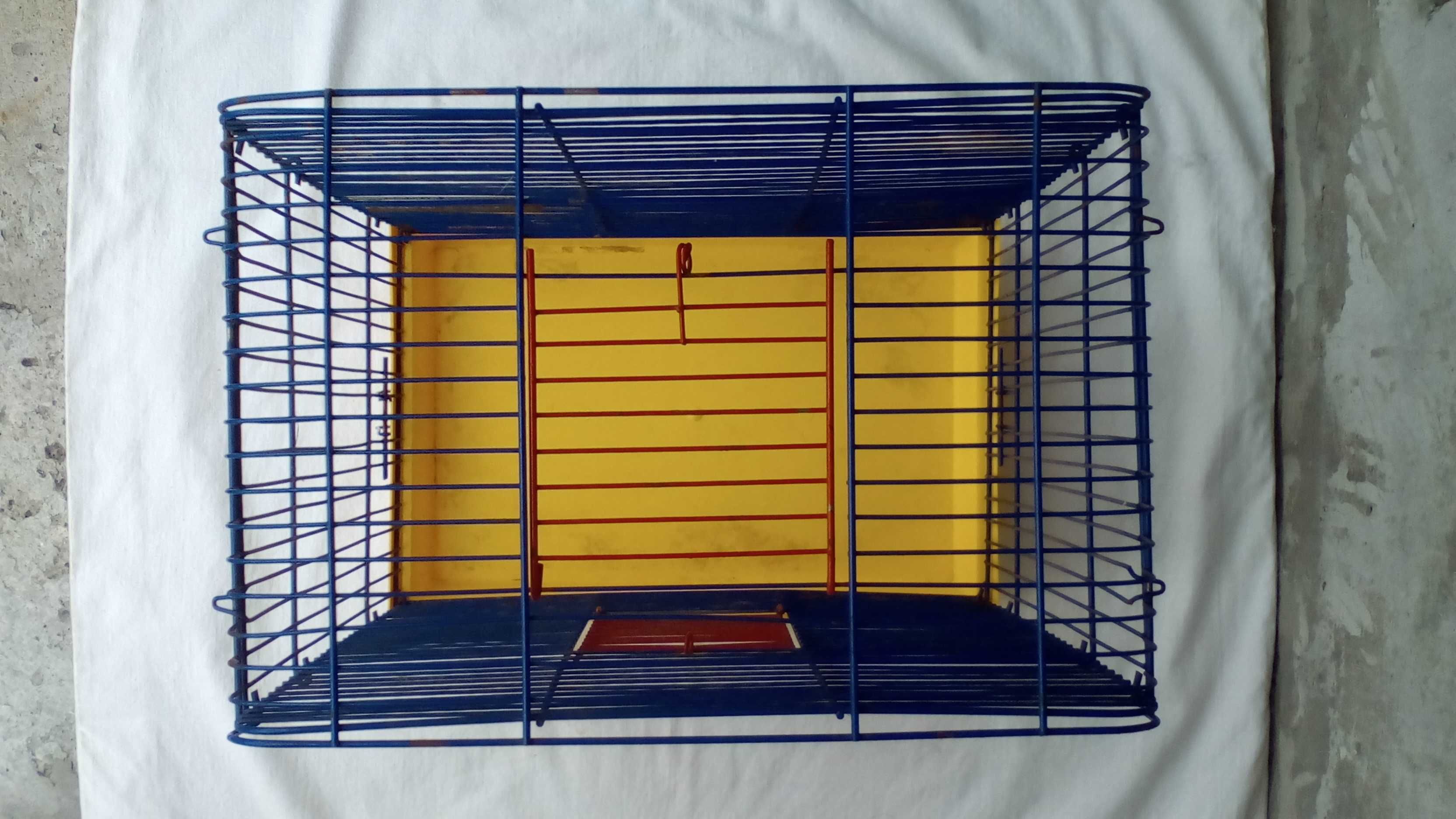 клетка для птиц или грызунов (40 см x 33 см x 21 см)