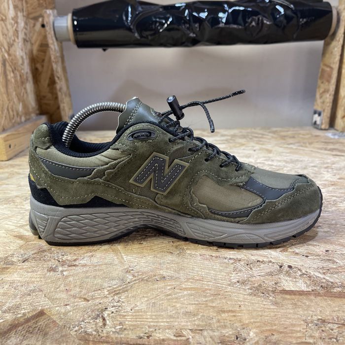 Чоловічі кросівки Нью Беленс 2002 Protection Pack Olive Green