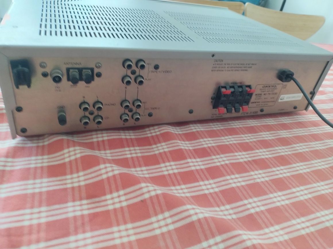Wzmacniacz Onkyo tx 7230