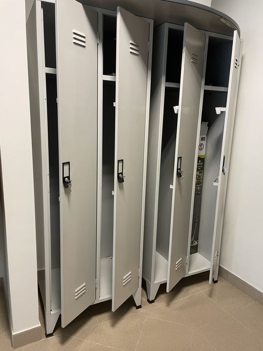 Cacifos metalicos Handy