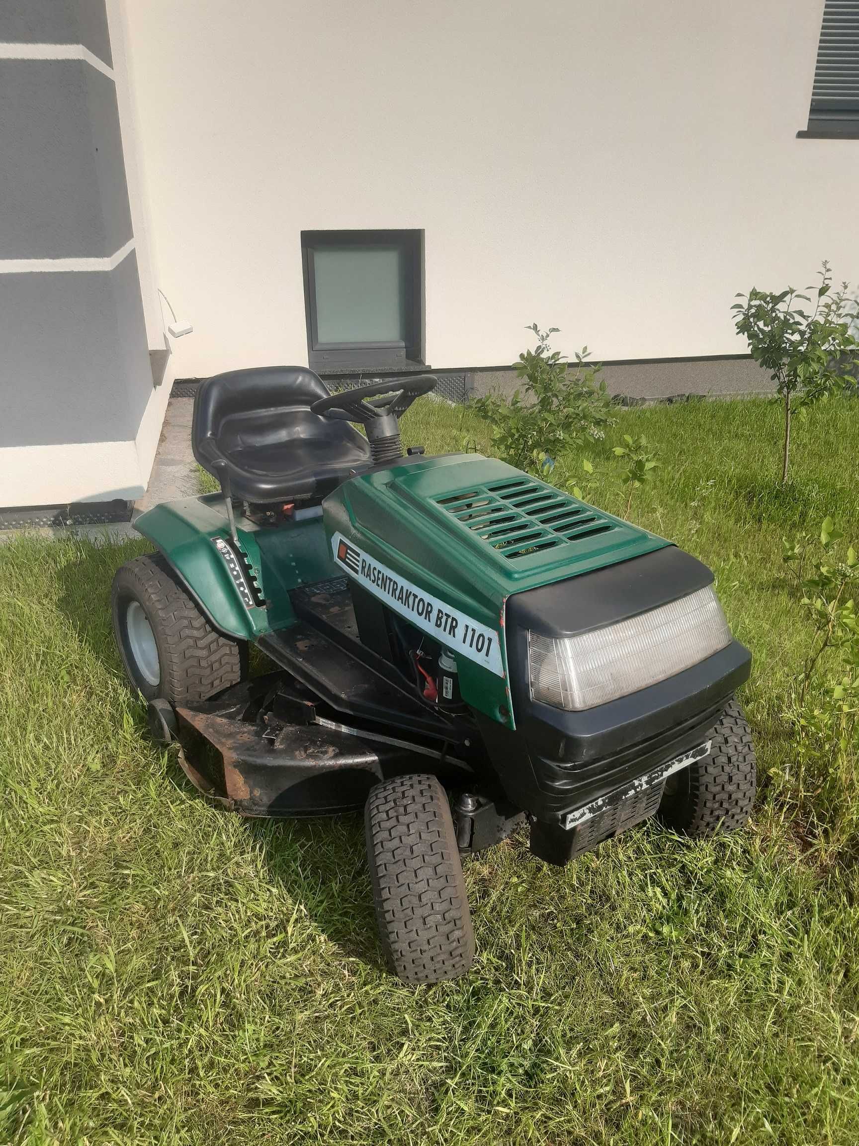 Traktorek kosiarka MTD Tecumseh 11hp, 2noże 100cm wyrzut