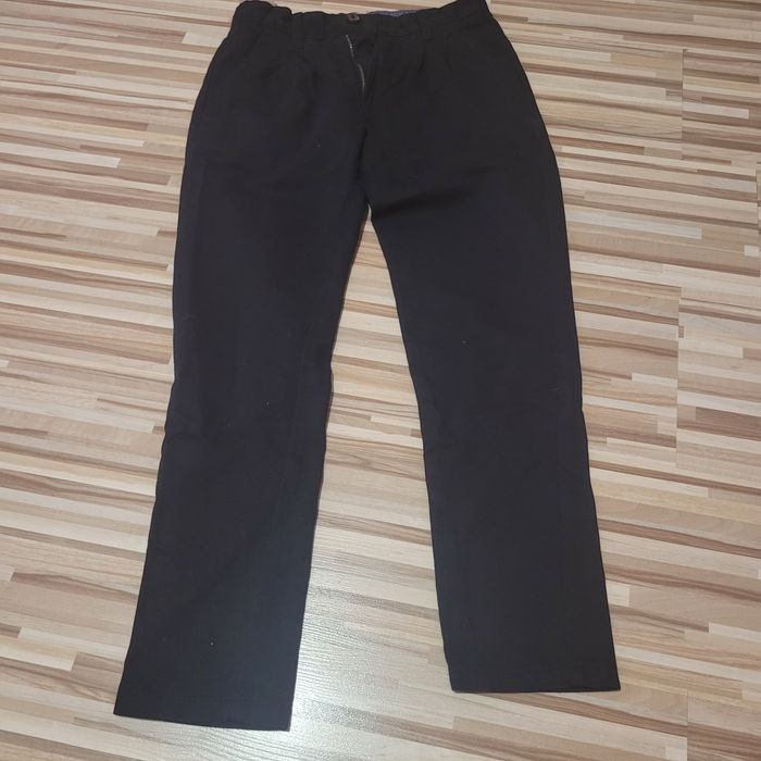 Czarne eleganckie spodnie