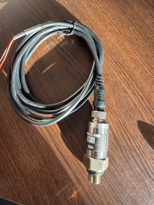 Датчик тиску PT-506 IP68 0-10 барів вихор 4-20 мА