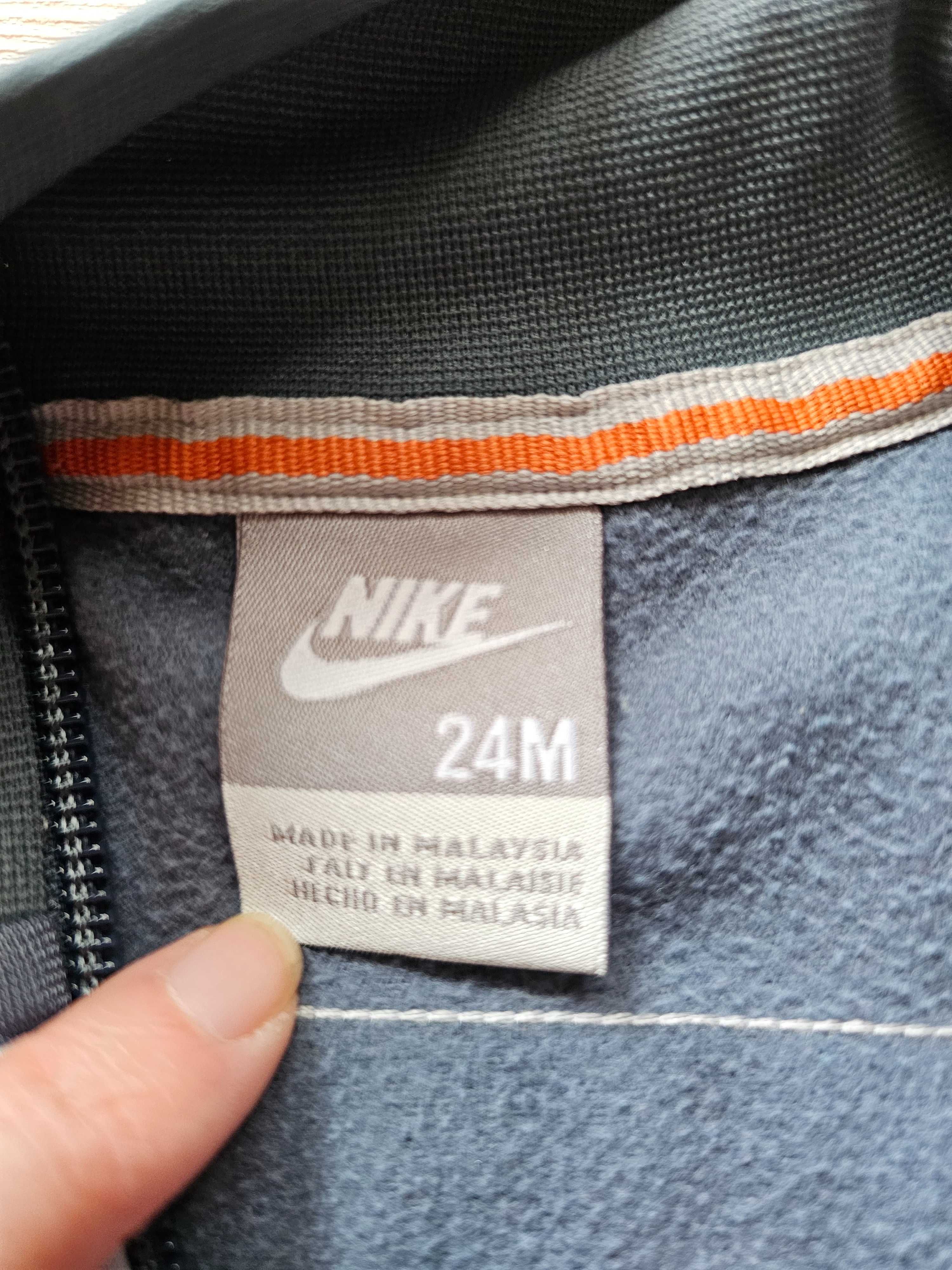 Bluza dziecięca sportowa NIKE rozmiar 24 miesiące.