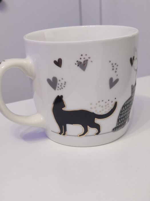 kubek kotki biały