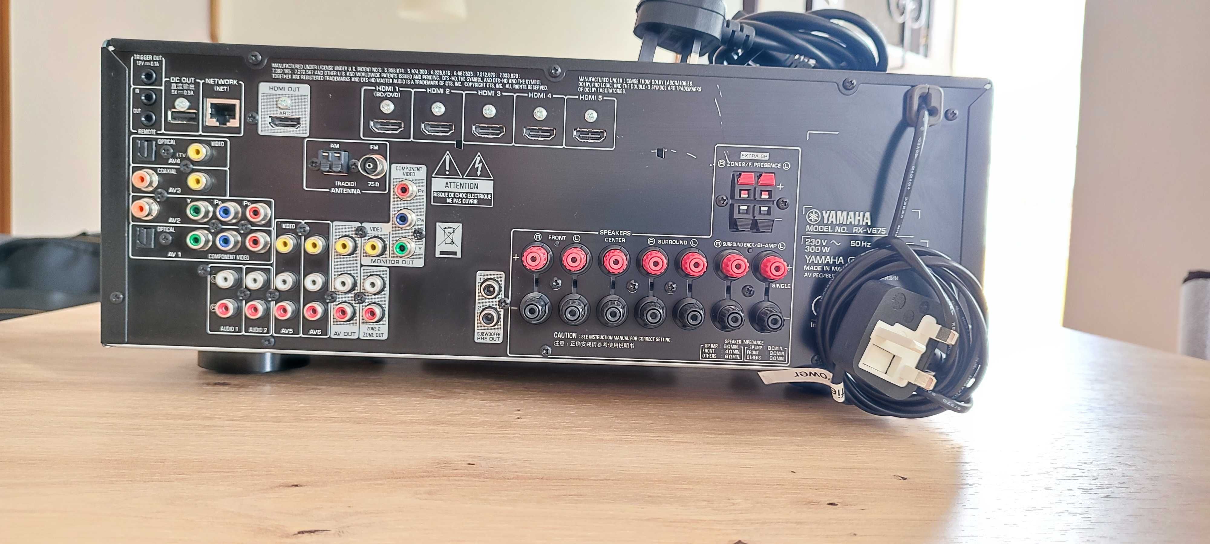Amplificador de Audio e Vídeo Yamaha RX-V675