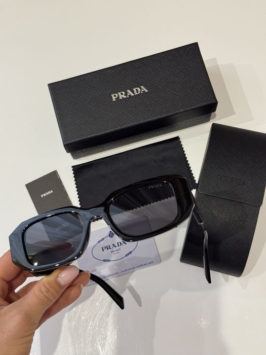 Окуляри Прада Prada в широкій оправі чорні