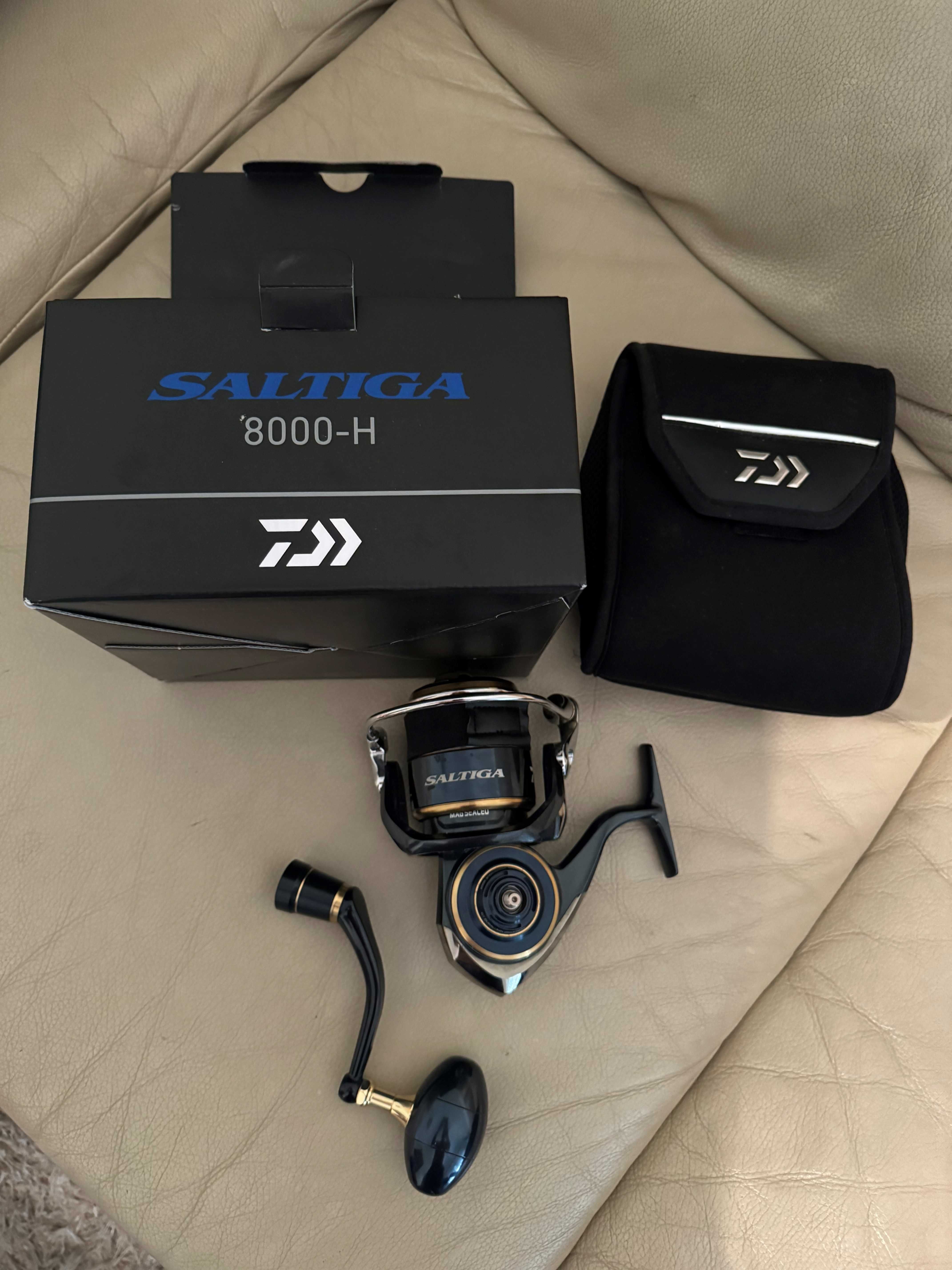 Carreto Daiwa Saltiga 8000 H Novo