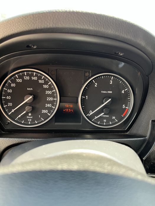 Бмв 320d на гарній камплектації
