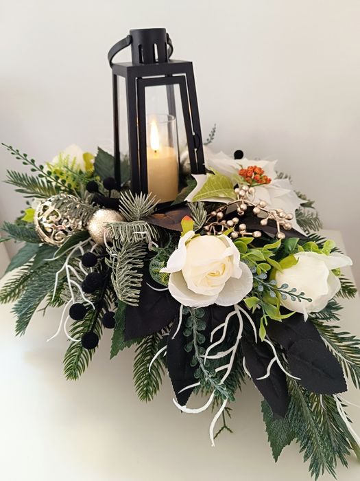 Stroik na Grób Kompozycja Nagrobna Lampion Gwiazda Betlejemska Głóg