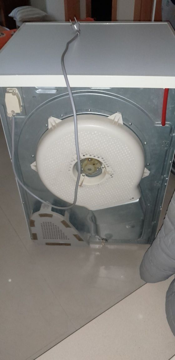 Maquina de secar AEG Lavatherm 57800