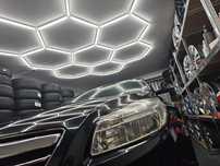Lampa LED HEXAGON do garażu plastry miodu 242 x 168 cm 6500K