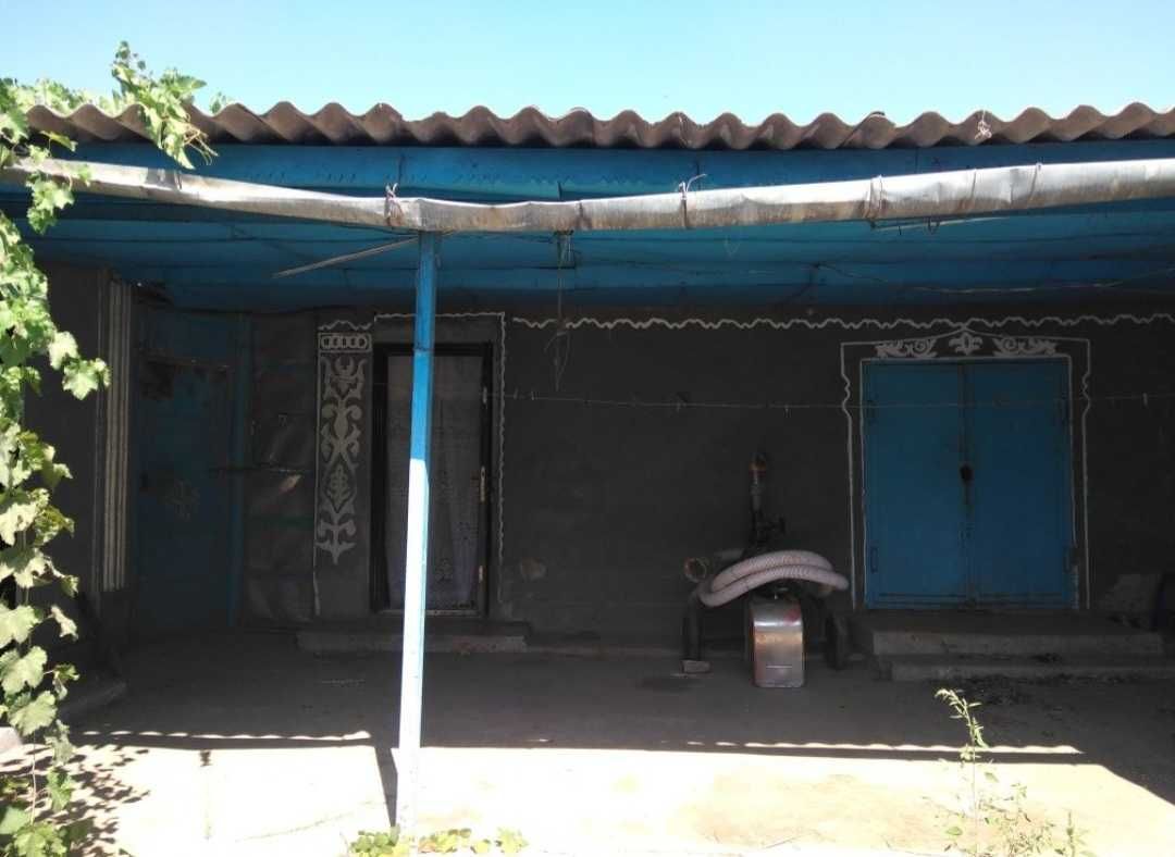 Продам каменный дом в Граданицах