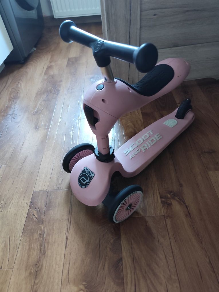 Sprzedam hulajnogę Scoot and Ride 2w1 jeździk