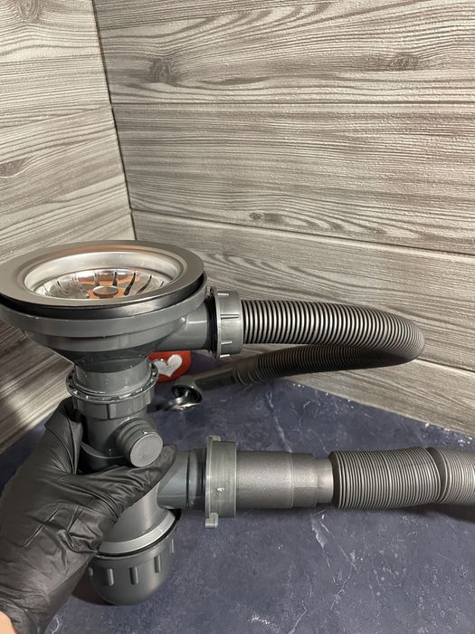 Сифон для кухні. Євросифон. Круглий перелив