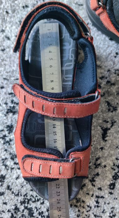 Дуже стильні і комфортні босоножки від бренду hotter scarlett nubuck