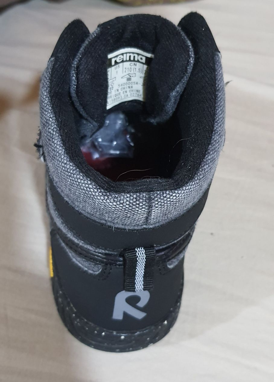 Ботинки детские reima