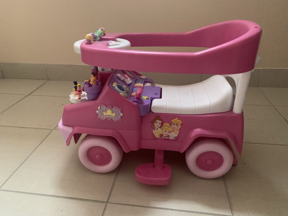 Дитяча машинка каталка-толокар