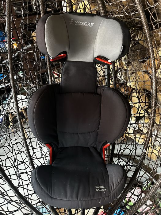 Fotelik Maxi-Cosi Rodifix 15-36 kg