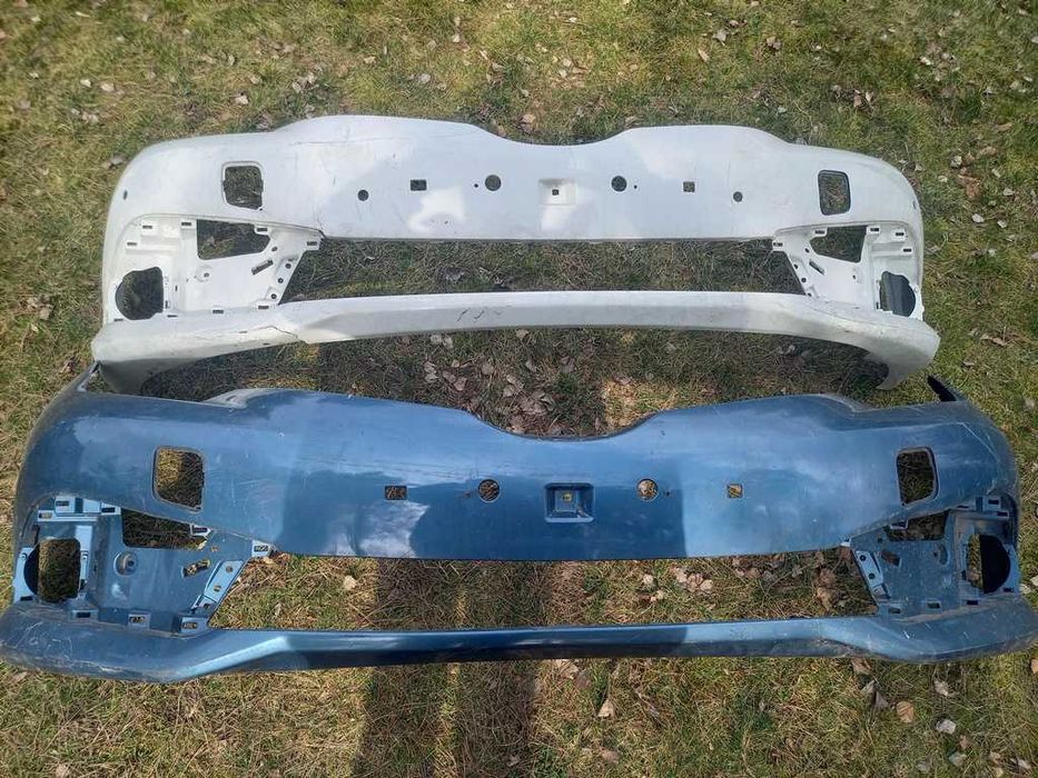 Zderzak przód przedni toyota auris II , auris 2 lift - Warszawa