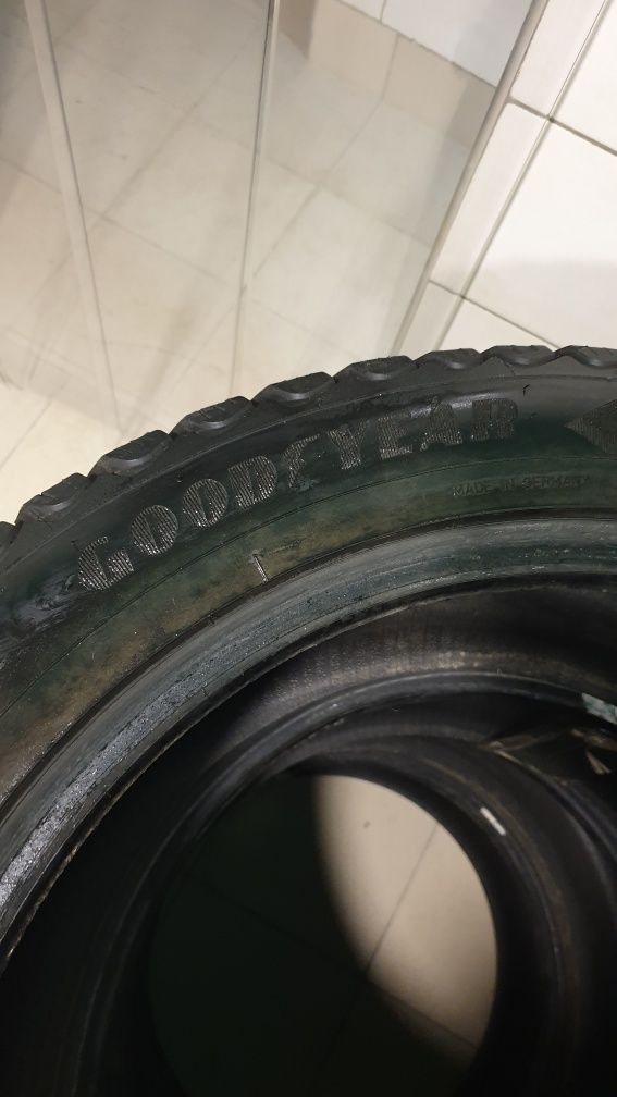 Зимняя шипованая резина Good_Year 275/45 R20