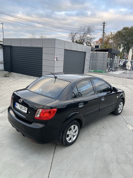 Продам Kia Rio 2010рік