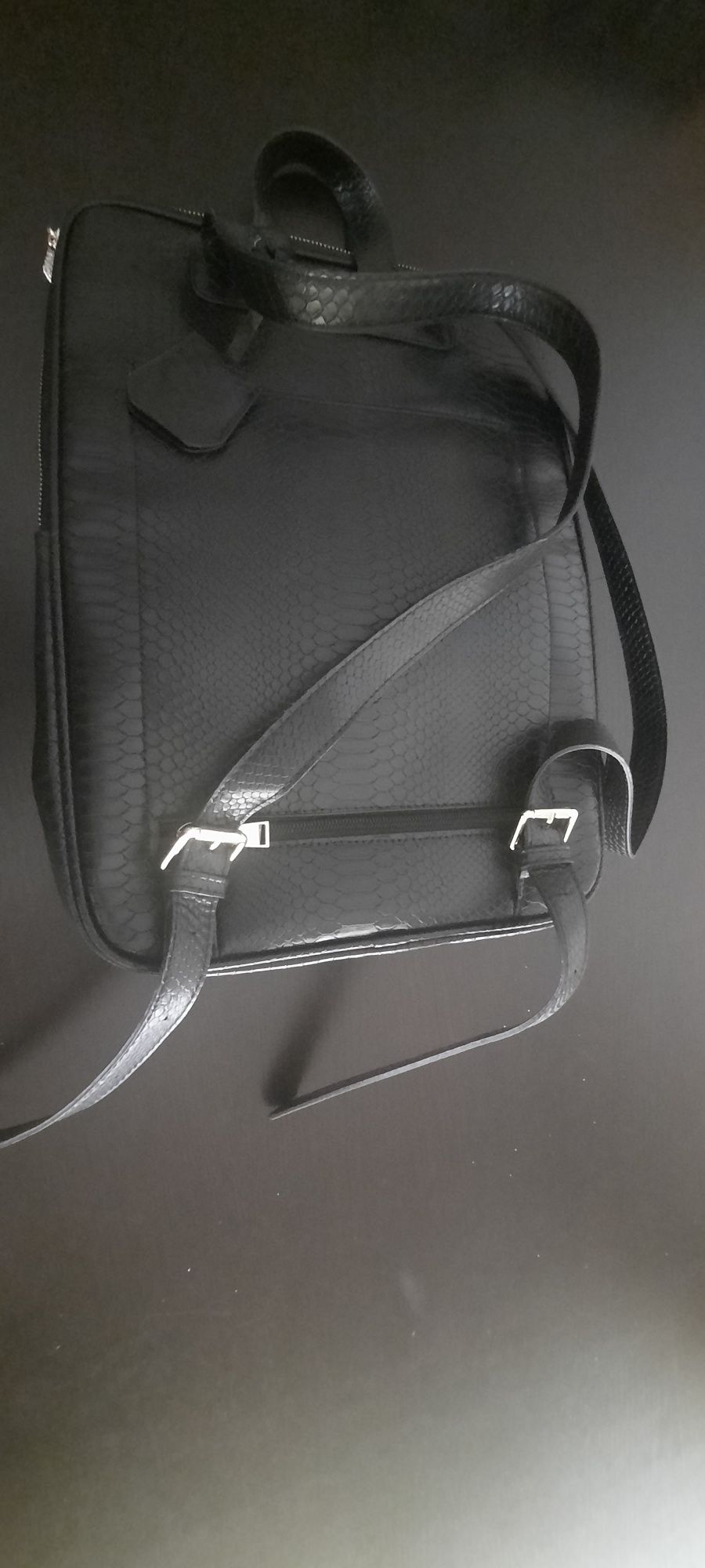 Mochila para portátil executiva em pele sintética