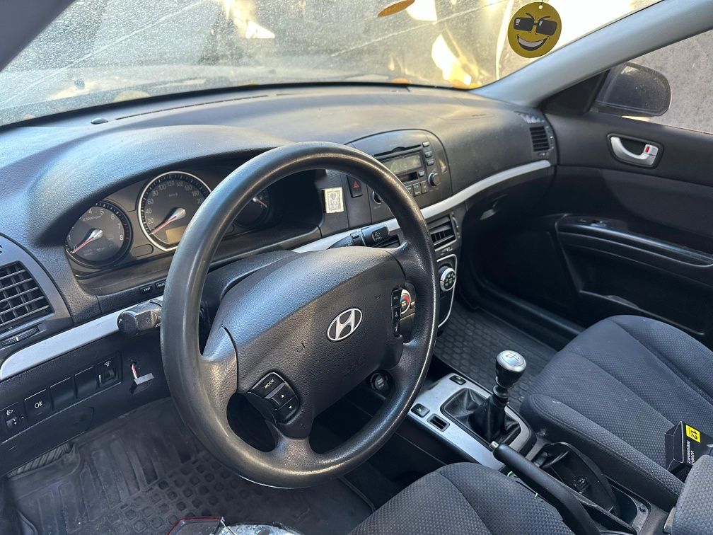 Розбірка hyundai sonata NF5 соната деталі запчастини шрот двигун крило
