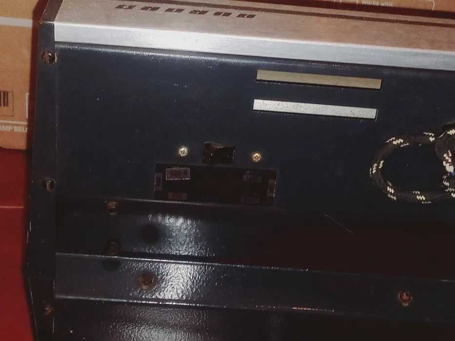 Radiador Aquecedor elétrico a funcionar