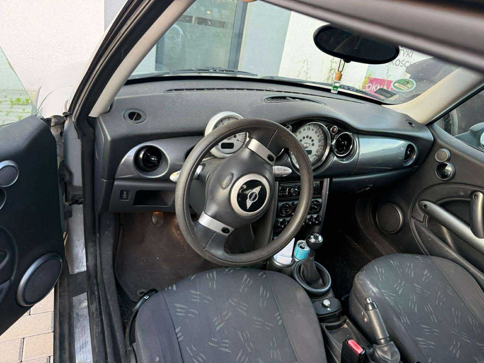 Mini one r 50 2004