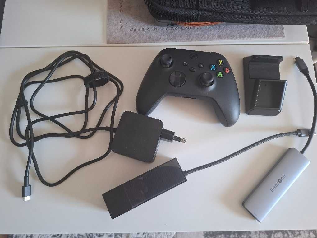 Konsola Asus Rog Ally X