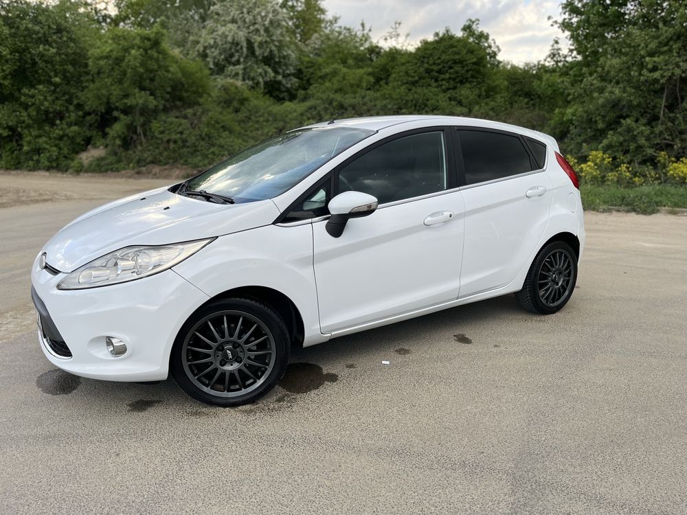 Ford fiesta mk7  1.6 tdci 95 km
