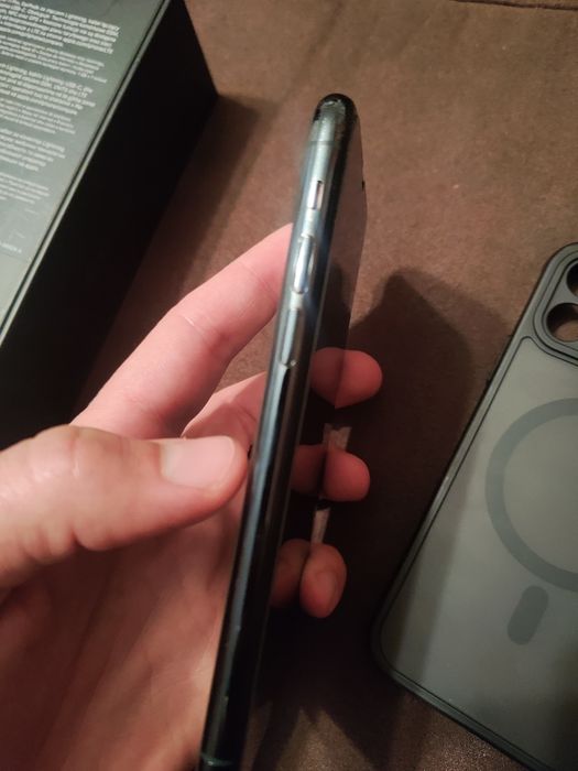 iPhone 11 pro Zielony stan bardzo dobry