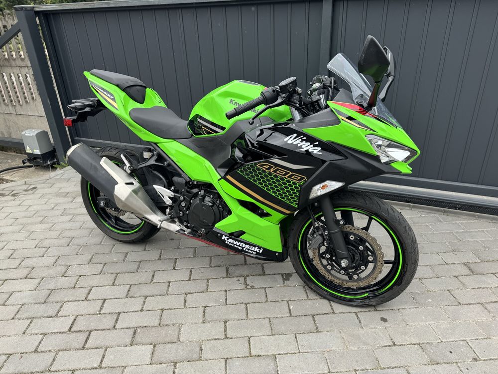 Kawasaki ninja 400 A2 Niski Przbieg Uszkodzona Niemcy