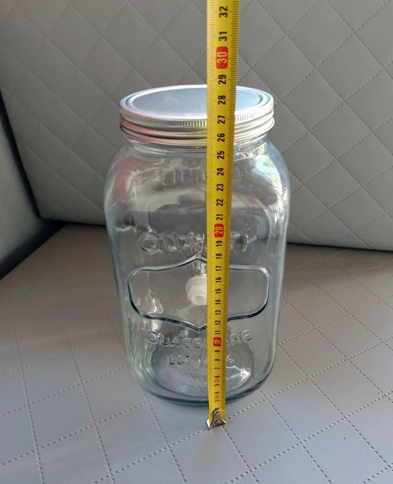 Duży pojemny słój dzban z kranikiem na wodę 3,5 litra