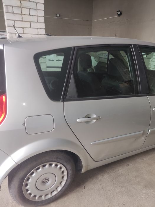 Продам Рено Сценік2