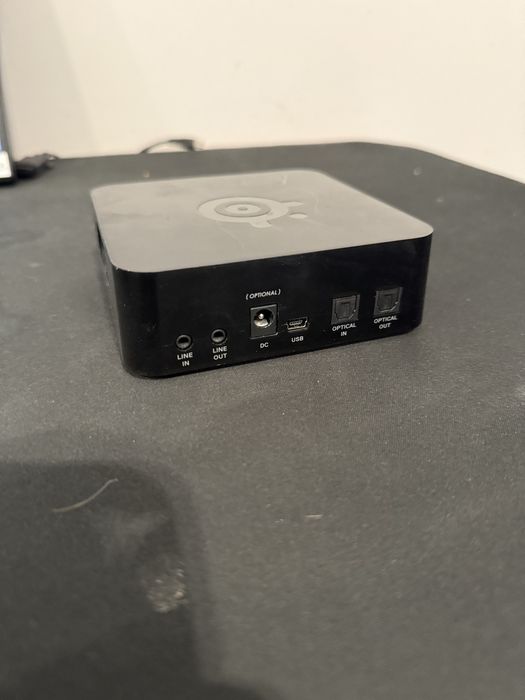 Panel / transmiter do SteelSeries Arctis Pro Wireless