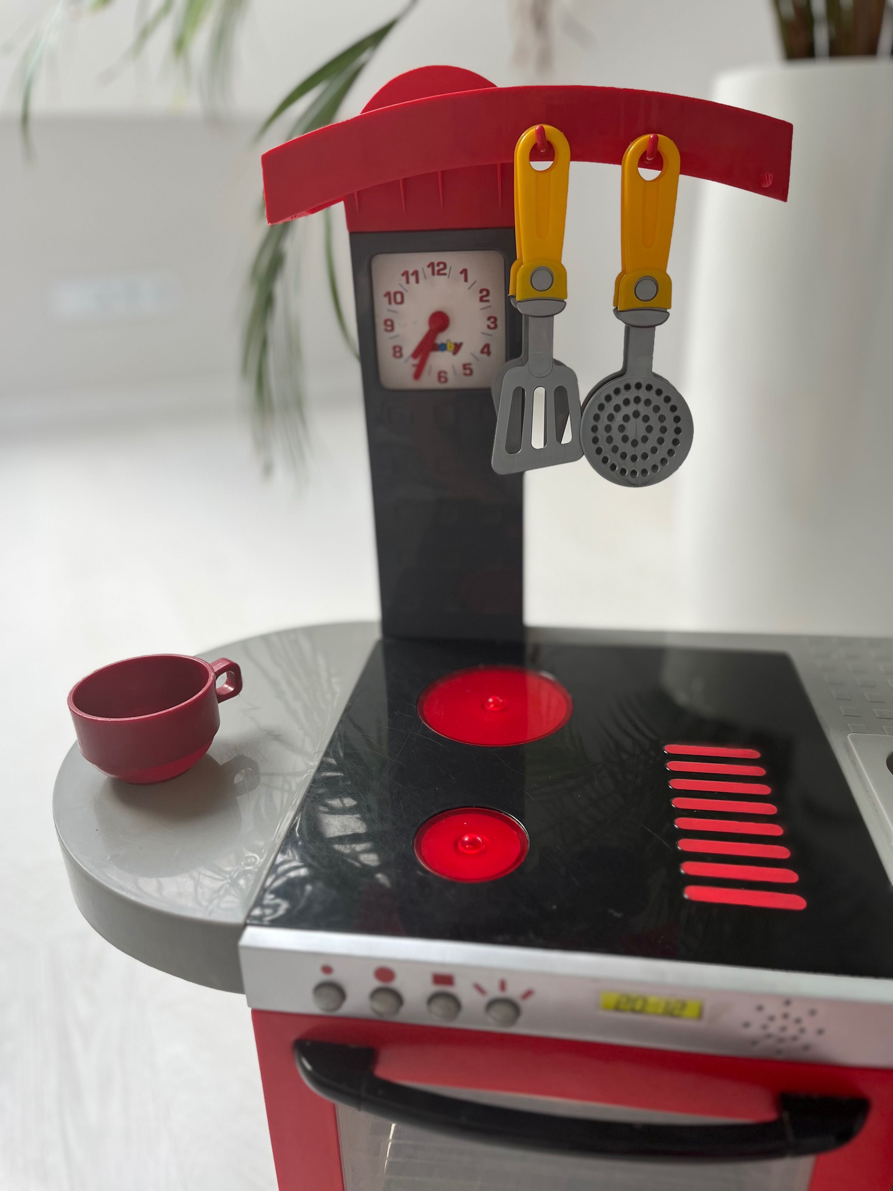Kuchnia dziecięca Smoby mini Tefal. Posiada światełka i wydaje dźwięk.