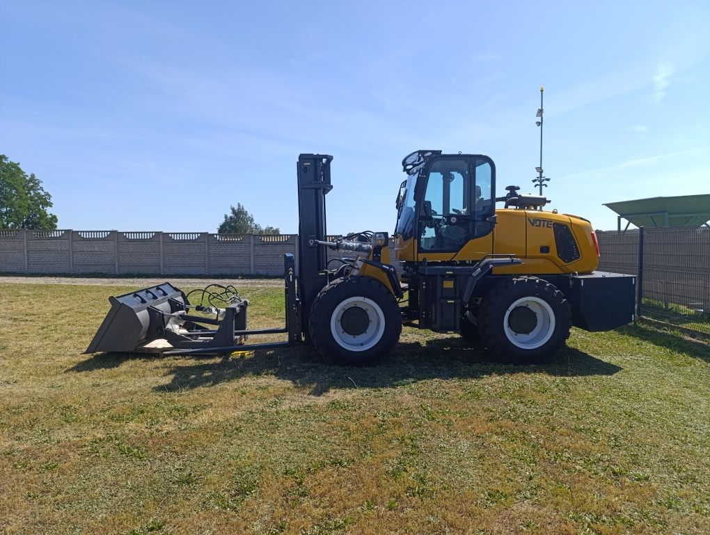 OdRęki - Wózek widłowy 4x4 - 5 ton - 5 m - ładowarka przegłubowa łyżka