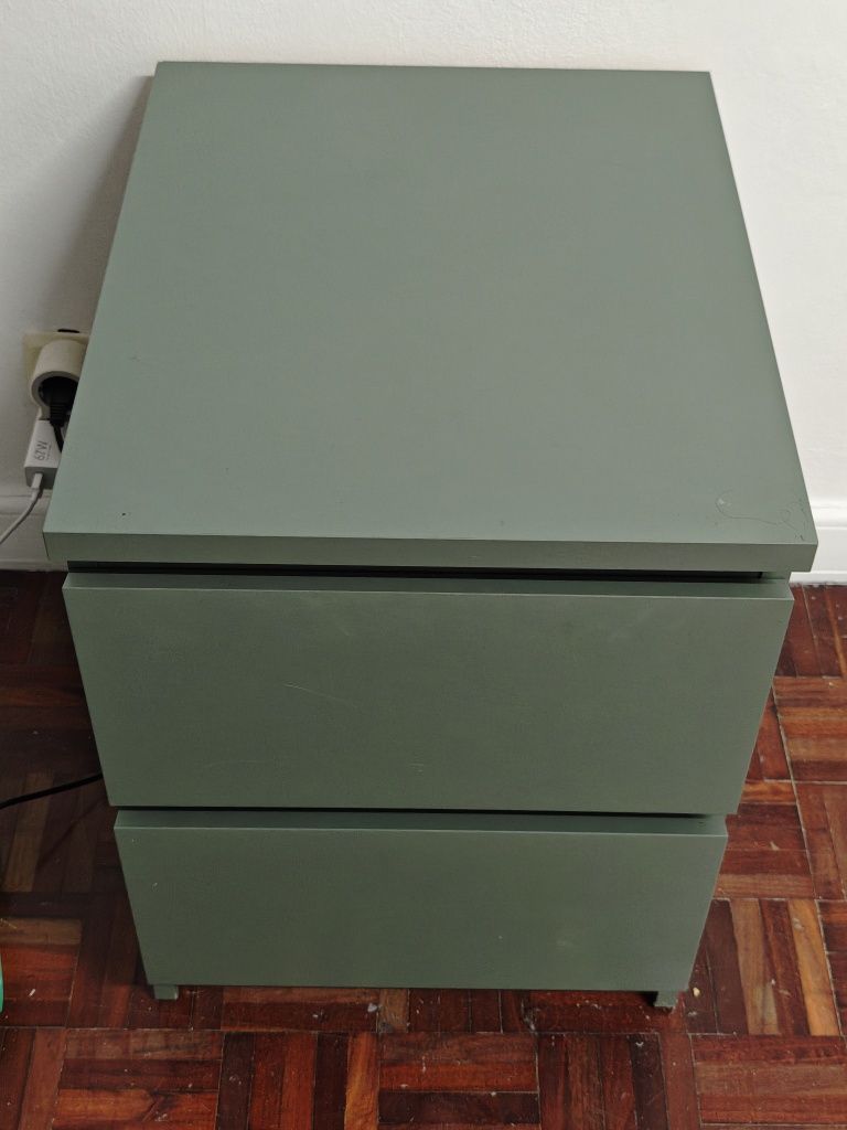 Móvel ikea com duas gavetas semi novo