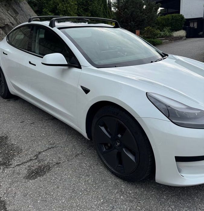 Tesla model 3, 2022, 82 кВт