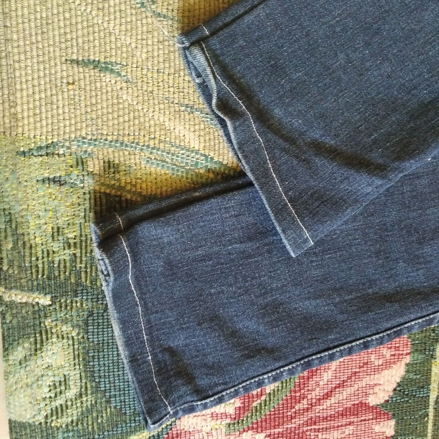 Spodnie damskie jeansy rozmiar S z haftem biodrówki