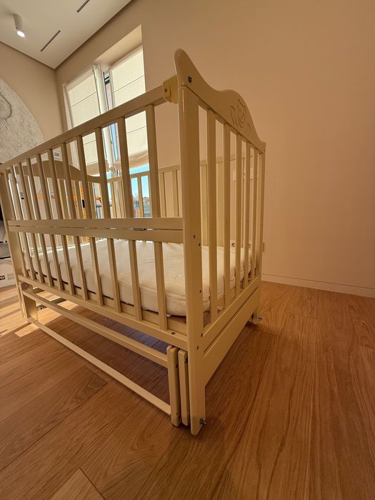 Дитяче ліжечко з матрасом + бортики в подарунок